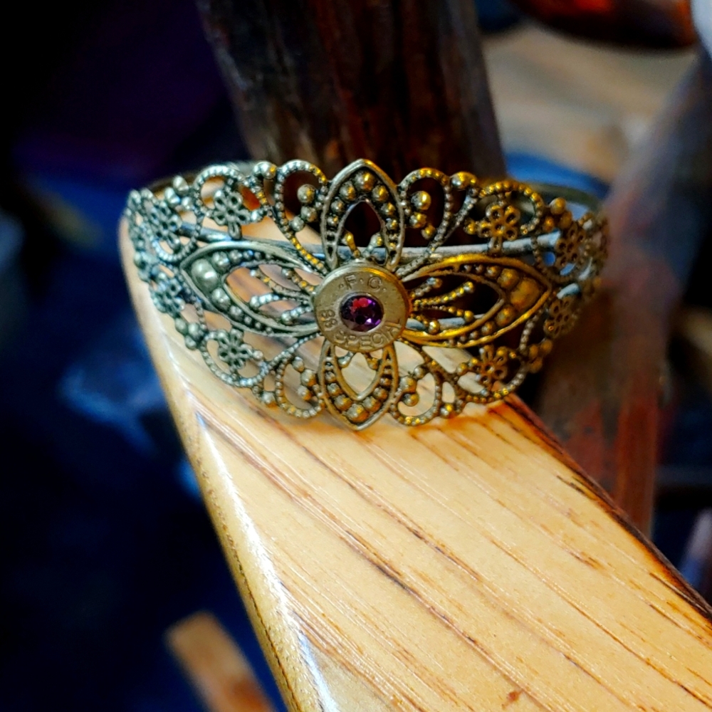 Gold bullet bracelet